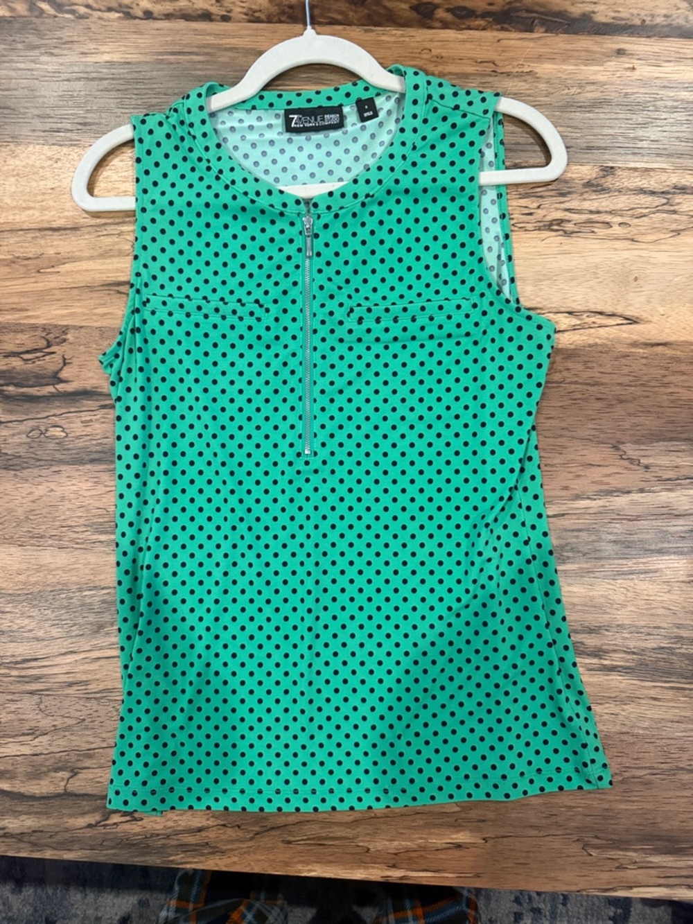 New York & Company Green Polka Dot Sleeveless Zip-Front Tank